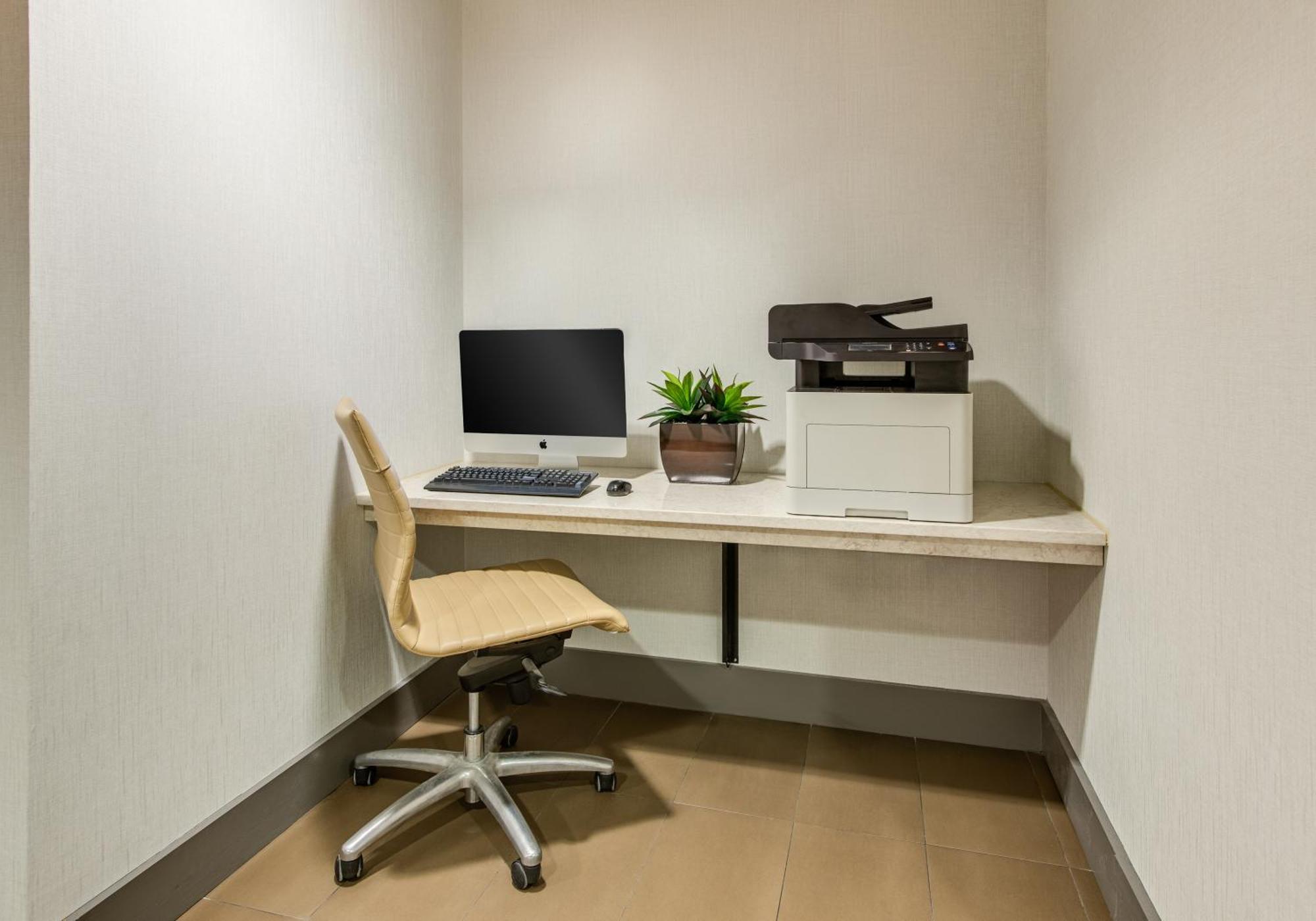 Hyatt Place Дьюи-Бич Экстерьер фото